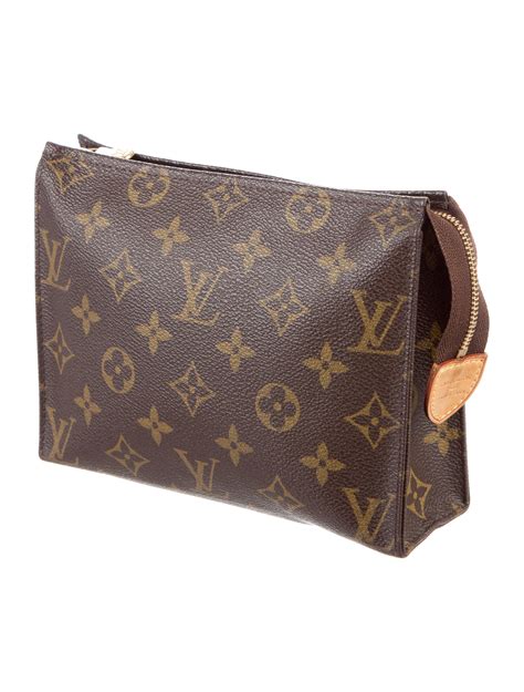 lv toiletry pouch 19 with chain